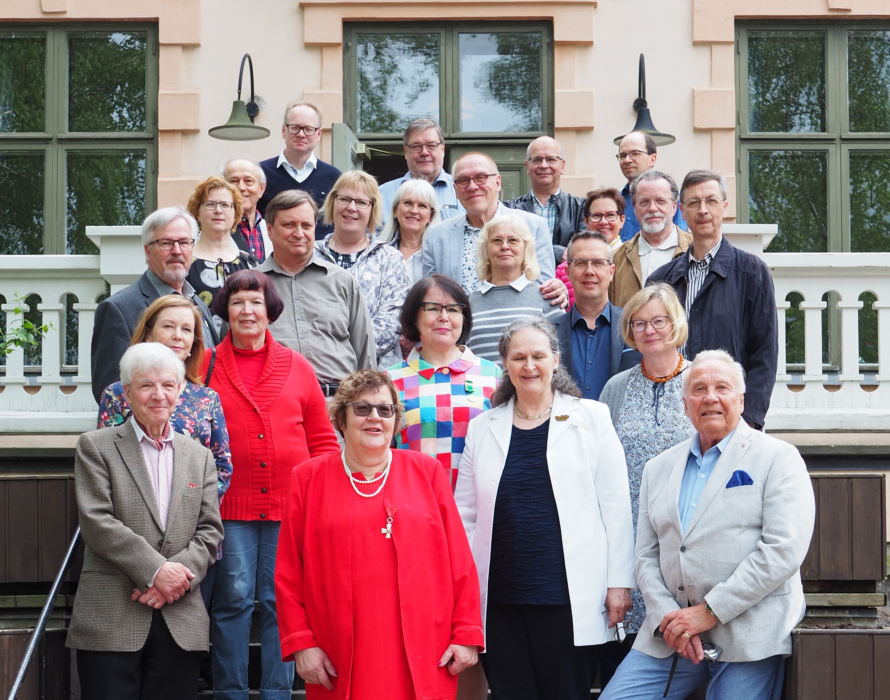 Sukuseurojen keskusliiton kev&auml;tkokouksen osanottajia v.2019